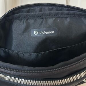 Lululemon crossbody